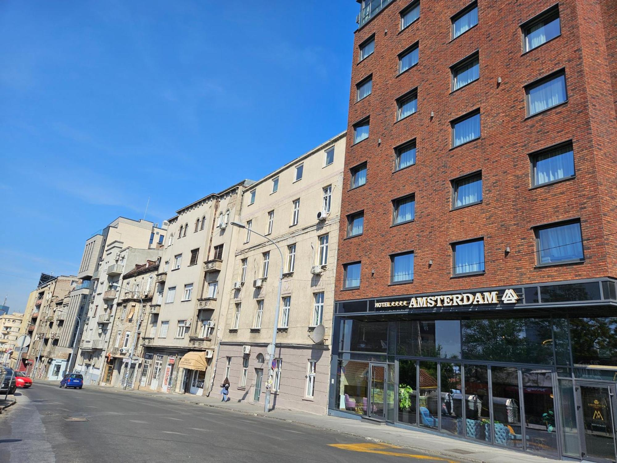 Matea Apartman Belgrado Buitenkant foto