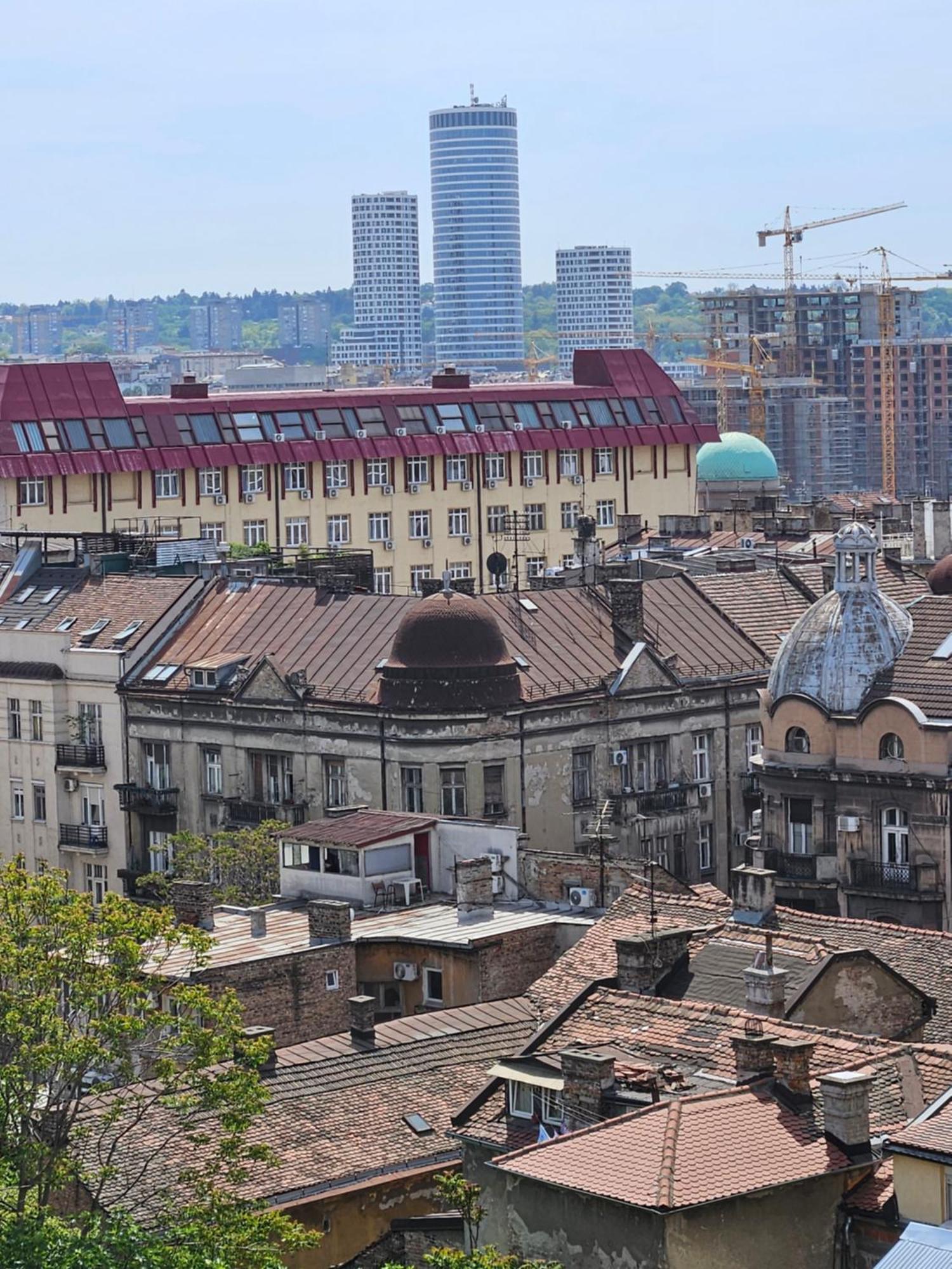 Matea Apartman Belgrado Buitenkant foto
