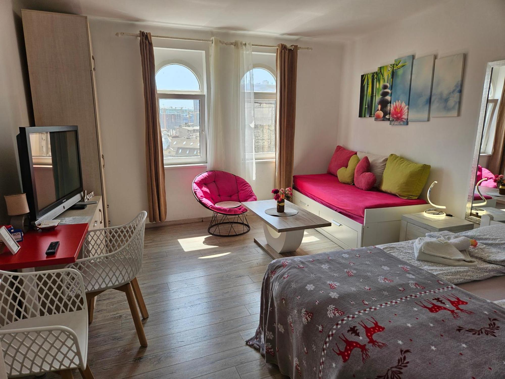 Matea Apartman Belgrado Buitenkant foto