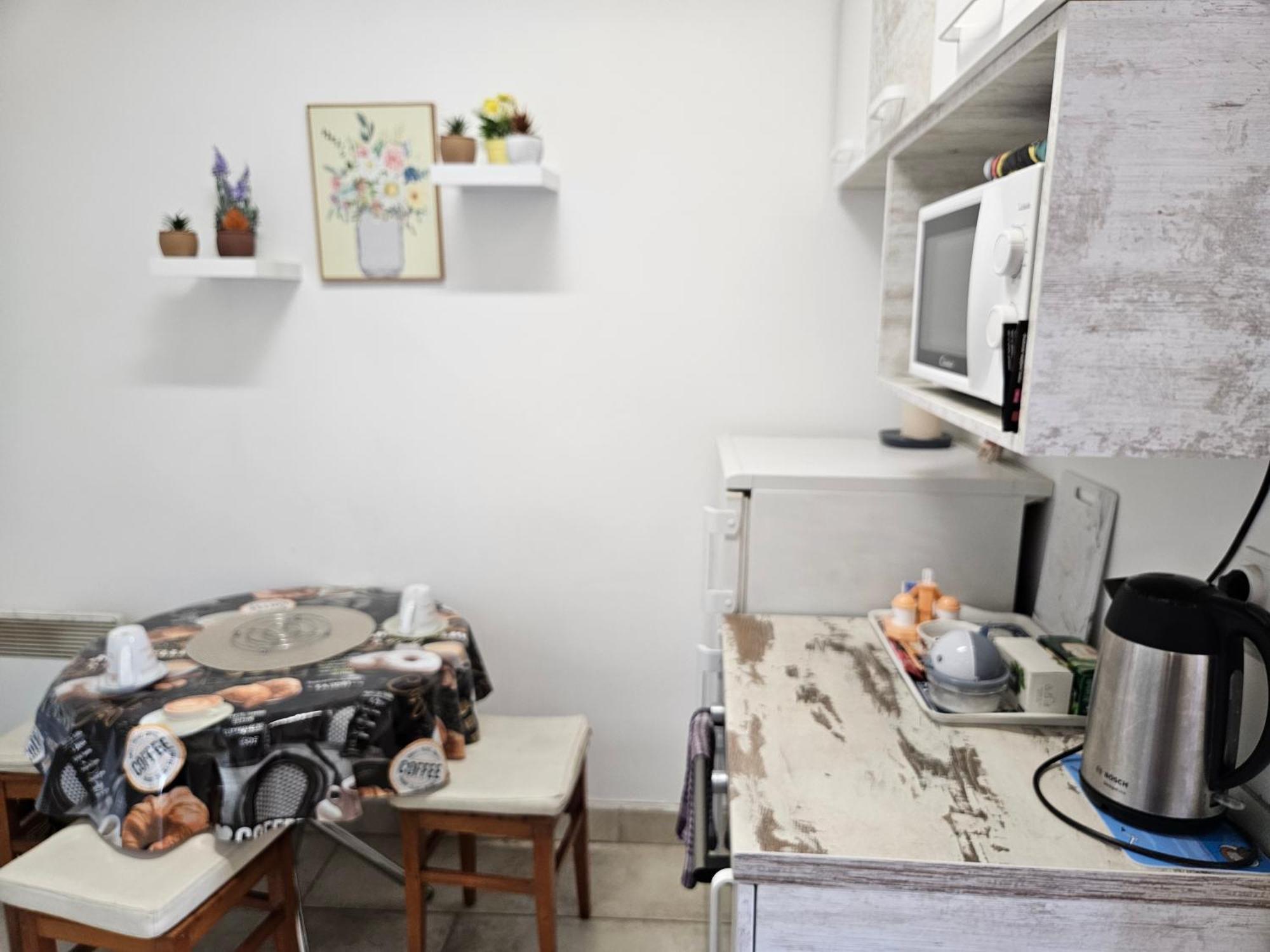 Matea Apartman Belgrado Buitenkant foto